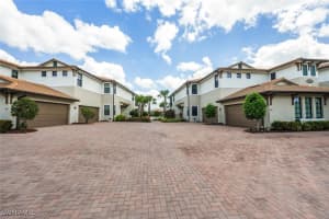 2149 Frangipani Cir 6 -101, Naples