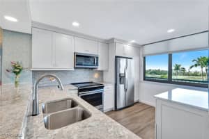 4203 Bay Beach Lane, Fort Myers Beach, FL 33931 - MLS#225034205