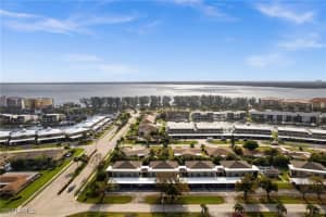 4213 19th Avenue, Cape Coral, FL 33904 Sold 10/22/25