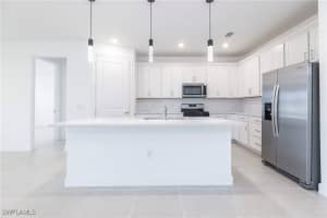 20198 Hartford Boulevard, Estero, FL 33928 Sold 09/29/25
