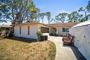 8362 San Carlos Boulevard, Fort Myers, FL 33967 - MLS#225034320