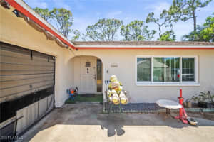 8362 San Carlos Boulevard, Fort Myers, FL 33967 - MLS#225034320
