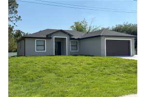 5313 3rd St W, Lehigh Acres