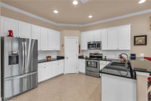 6806 Bent Grass Drive, Naples, FL 34113 - MLS#225034359