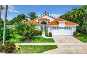 8452 Indian Wells Way, Naples
