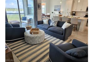 5835 Double Eagle Cir 4742, Ave Maria
