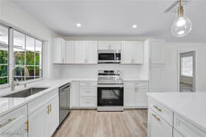 135 7th Avenue, Naples, FL 34102 - MLS#225034471