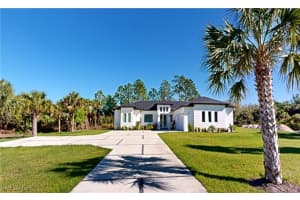2631 30th Ave Se, Naples