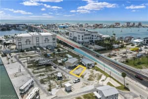 19281 #32 San Carlos Boulevard, Fort Myers Beach, FL 33931 Sold 08/06/25