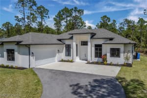 415 41st Avenue, Naples, FL 34120 Sold 05/16/25