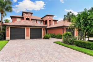 10021 Heather Ln 803, Naples