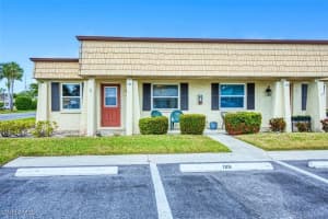 120 Gledhill Ct, Fort Myers