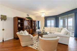 1001 Arbor Lake Drive, Naples, FL 34110 - MLS#225034607