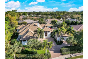 2296 HAWKSRIDGE Loop, Naples, FL 34105 Sold 05/23/25