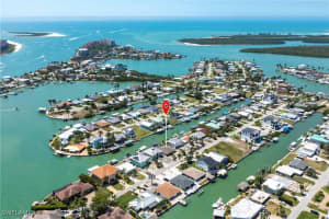 164 Trinidad St, Naples