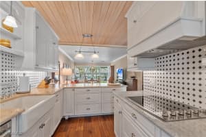 424 12th Avenue, Naples, FL 34102 Sold 08/12/25