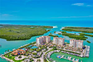 425 Dockside Drive, Naples, FL 34110 - MLS#225034766