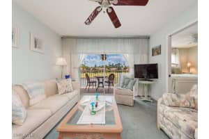 300 Forest Lakes Boulevard, Naples, FL 34105 Sold 06/05/25