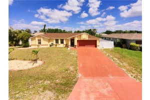 1117 35th Terrace, Cape Coral, FL 33904 - MLS#225034785