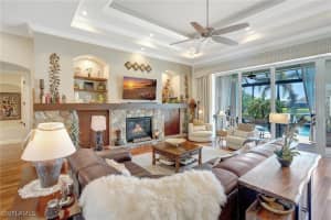 13390 Whispering Oaks Drive, Fort Myers, FL 33905 - MLS#225034900