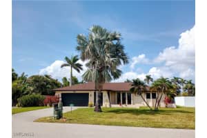 237 48th Terrace, Cape Coral, FL 33914 - MLS#225034901