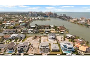 270 TRADE WINDS Avenue, Naples, FL 34108 - MLS#225034914