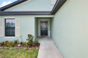 125 Shadow Lakes Drive, Lehigh Acres, FL 33974 - MLS#225035047