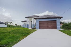 3716 16th Street, Lehigh Acres, FL 33976 Sold 07/02/25
