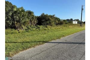 330 Kansas Terrace, Labelle, FL 33935 - MLS#225035058
