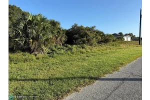 330 Kansas Terrace, Labelle, FL 33935 - MLS#225035058