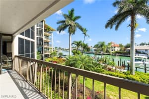 845 Collier Ct 204, Marco Island