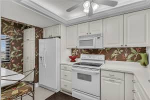 320 Seaview Court, Marco Island, FL 34145 - MLS#225035144