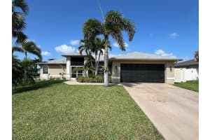 940 Se 20th Ct, Cape Coral