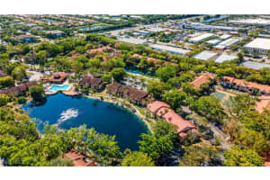 2106 Arbour Walk Circle, Naples, FL 34109 - MLS#225035324