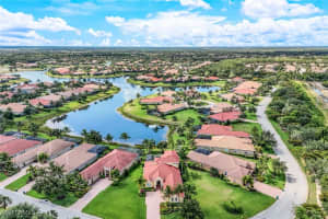 9337 Campanile Cir, Naples