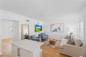 980 7th Avenue, Naples, FL 34102 - MLS#225035336