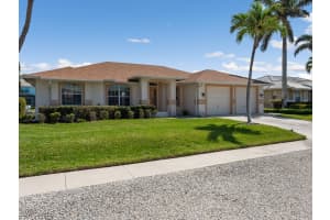 371 Edgewater Ct, Marco Island