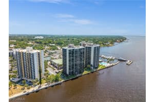 1900 Virginia Ave 902, Fort Myers