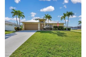3904 20th Avenue, Cape Coral, FL 33914 Sold 09/18/25