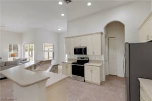 14516 Sterling Oaks Drive, Naples, FL 34110 - MLS#225035438