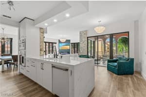 8010 Via Sardinia Way 4204, Estero