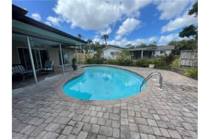 1057 Bayshore Avenue, Fort Myers, FL 33919 - MLS#225035457