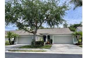 6112 Mandalay Cir 67, Naples