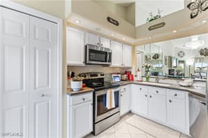 28068 Cavendish Court, Bonita Springs, FL 34135 - MLS#225035589