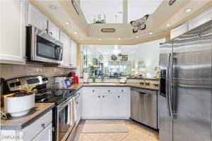 28068 Cavendish Court, Bonita Springs, FL 34135 - MLS#225035589