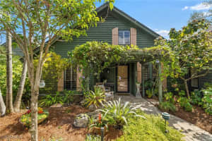 1261 Solana Road, Naples, FL 34103 Sold 07/21/25