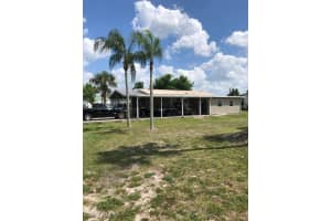 814 Yacht Club Way, Moore Haven, FL 33471 Sold 07/02/25