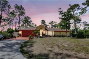 2610 6th Ave Ne, Naples