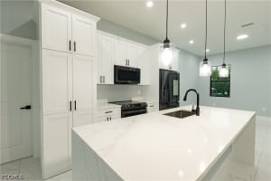 4703 Elva Avenue, Lehigh Acres, FL 33976 - MLS#225035823