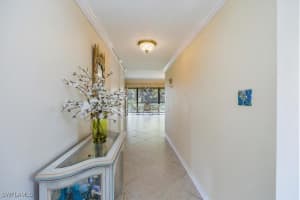 536 Lake Louise Circle, Naples, FL 34110 - MLS#225035851